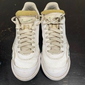 Nike sneakers | Sizes 3.5 & 5.5 boys